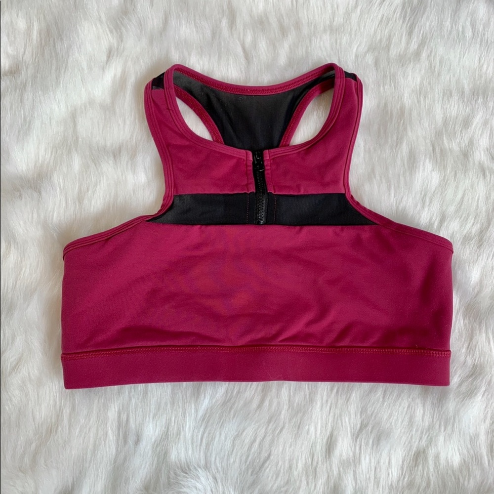 Magenta Sports Bra S/6 in EUC